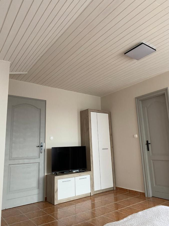 Silence Apartmanhaz Залакарош Экстерьер фото